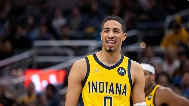 的球队正蓄 的球队正蓄