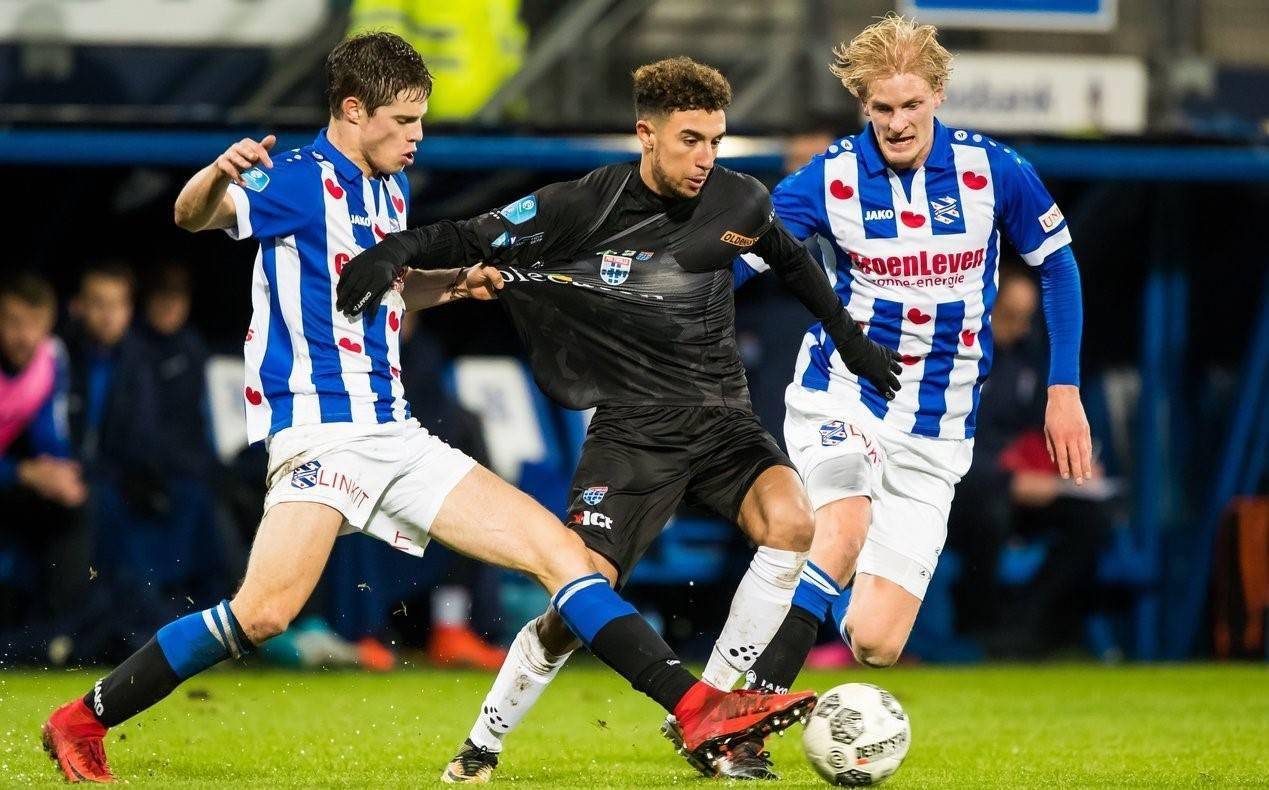 烈氛围中 烈氛围中